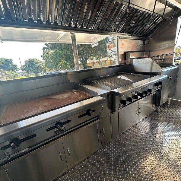 New Custom 16’ Food Truck